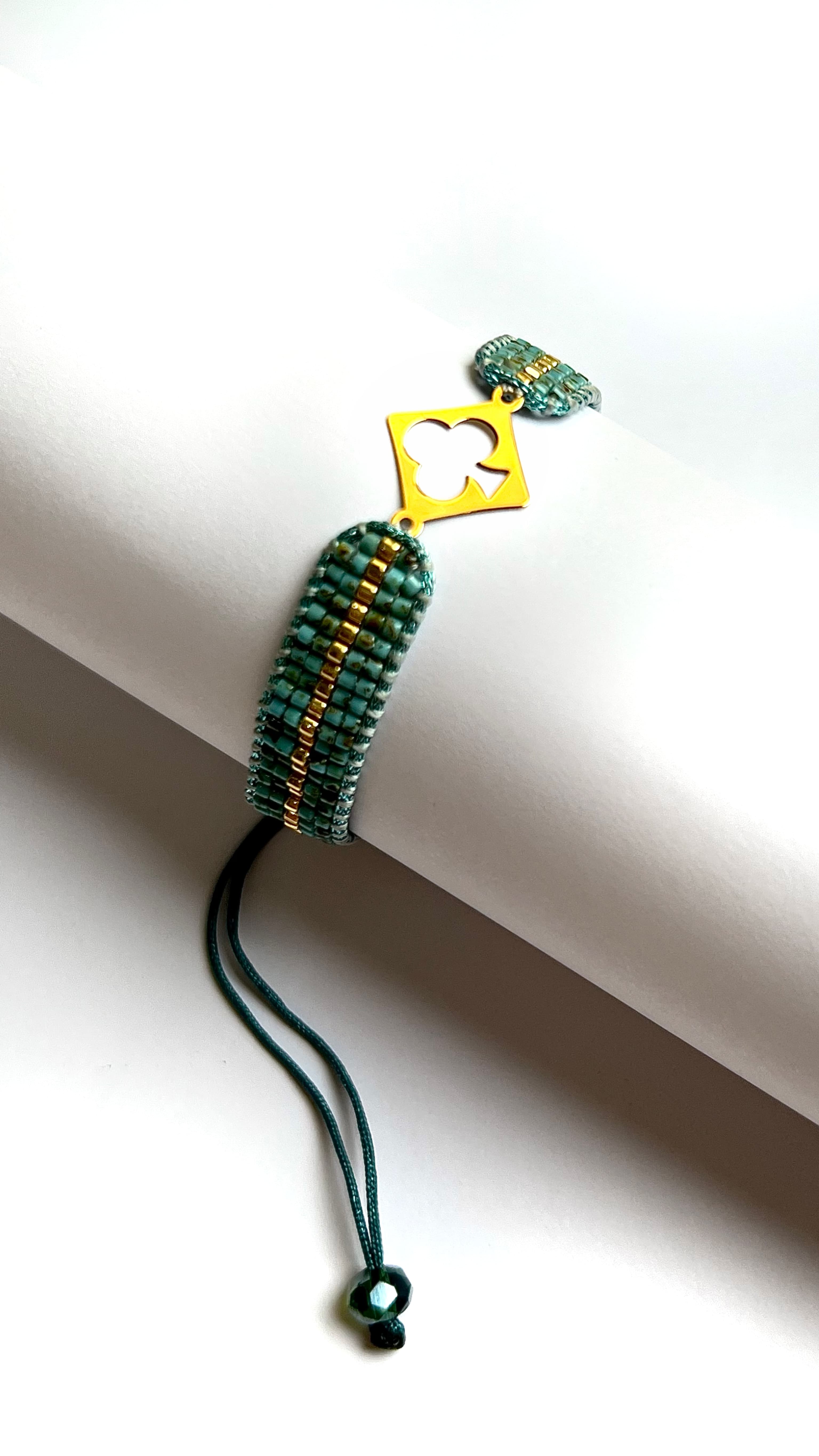 ماهیا محصول