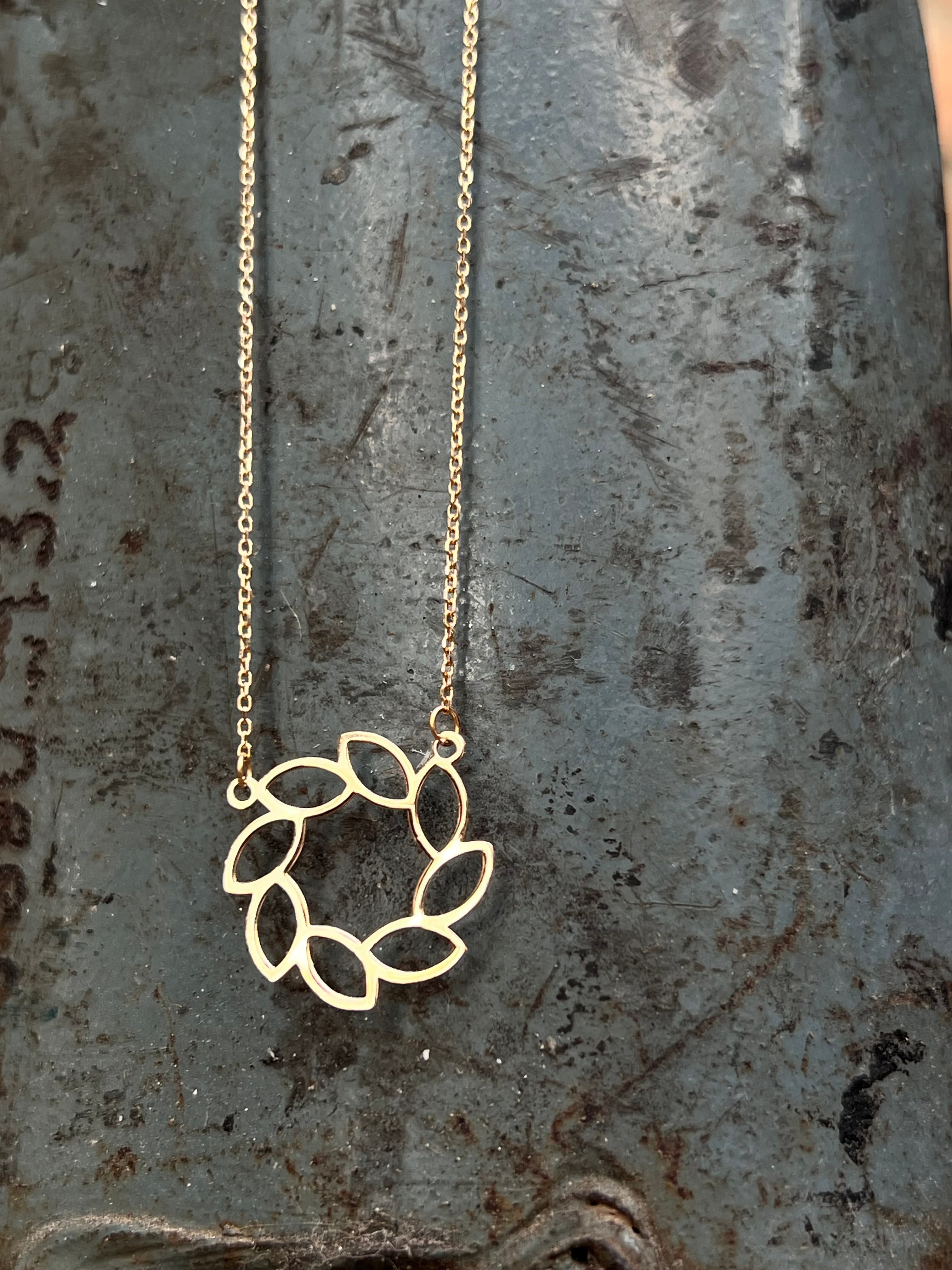 طلالند محصول